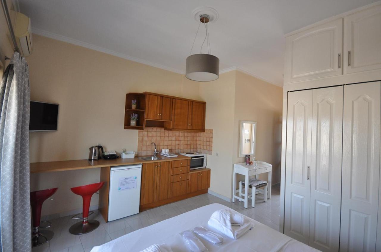 Apartments Chania ハニア エクステリア 写真