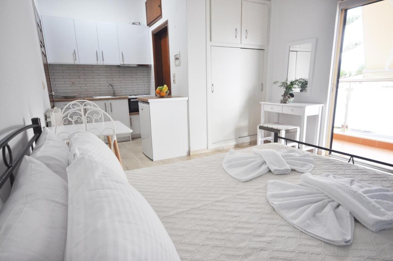 Apartments Chania ハニア エクステリア 写真